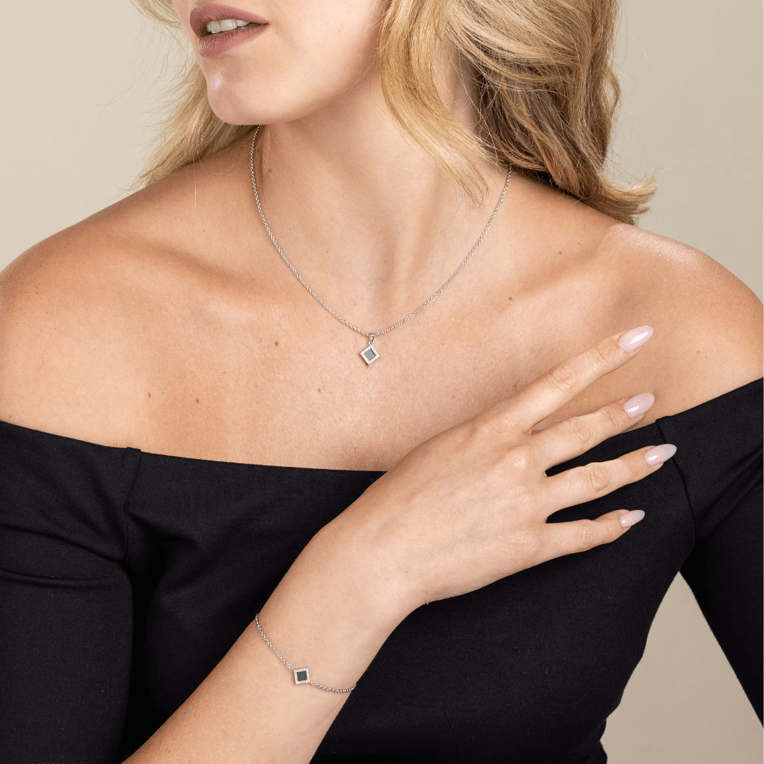 Shiny Tanaor Necklace