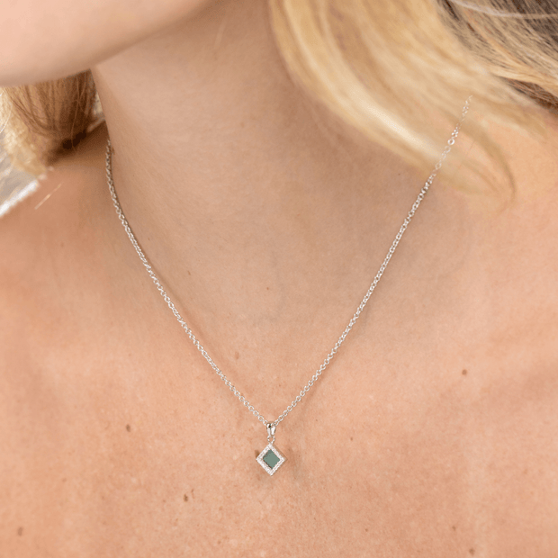Shiny Tanaor Necklace