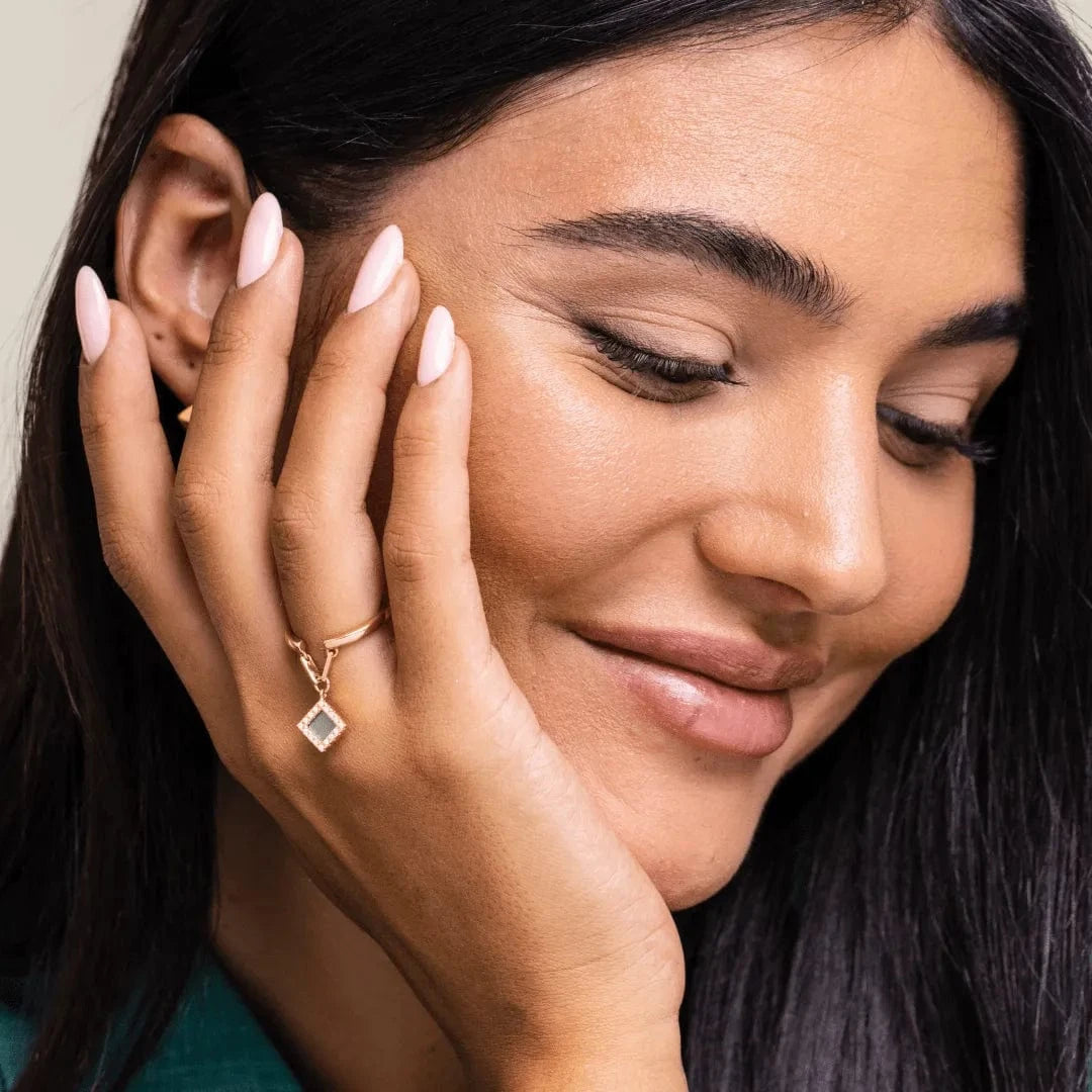 Dancing Ring - זהב ויהלומים