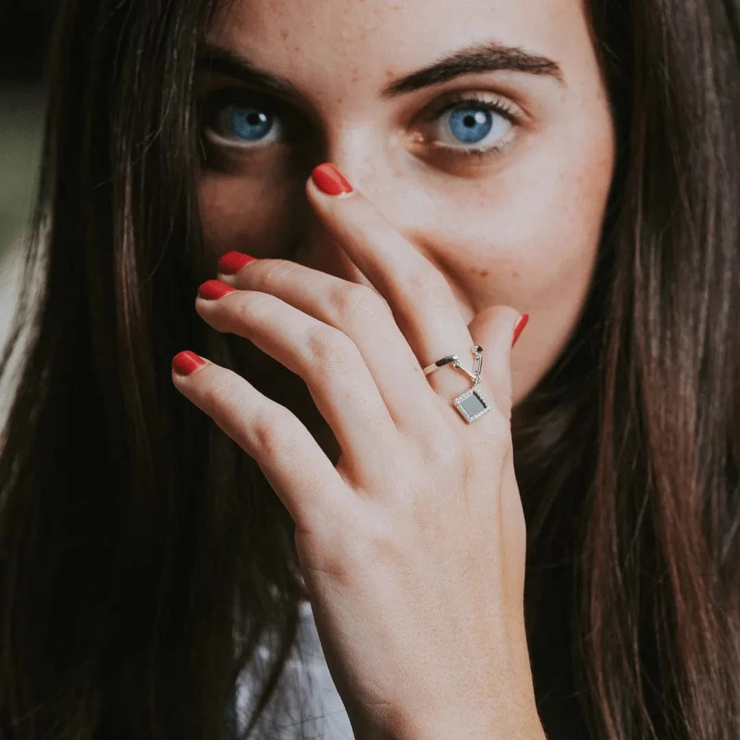 Dancing Ring - זהב ויהלומים