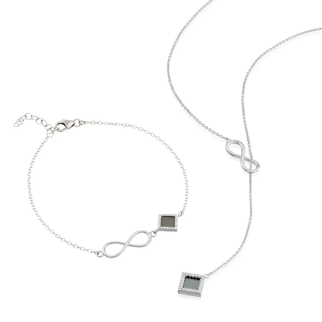 Infinity set for Her