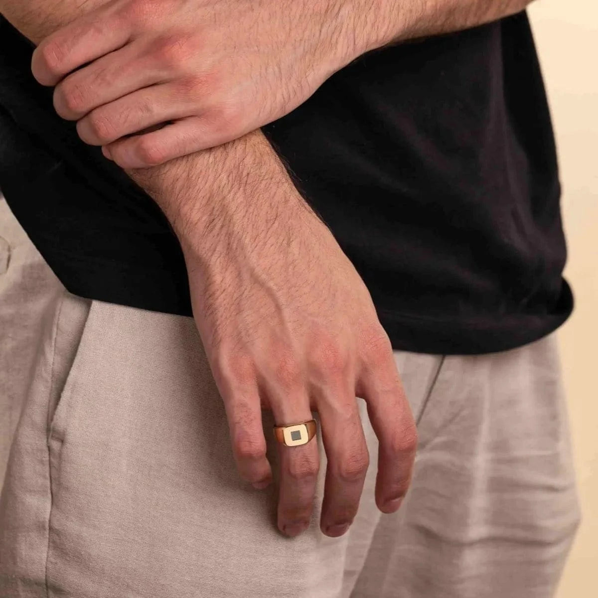 The Signature Ring - זהב 14 קראט